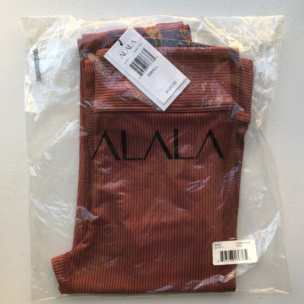 Alala Raya Rib Tight - Picture 8 of 8